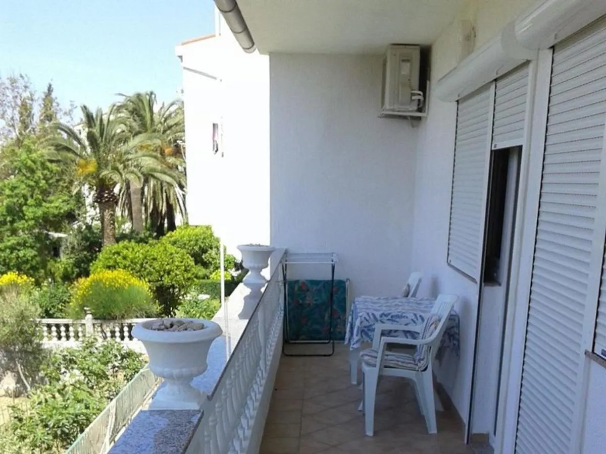 Lovely Meta Apartments Palit