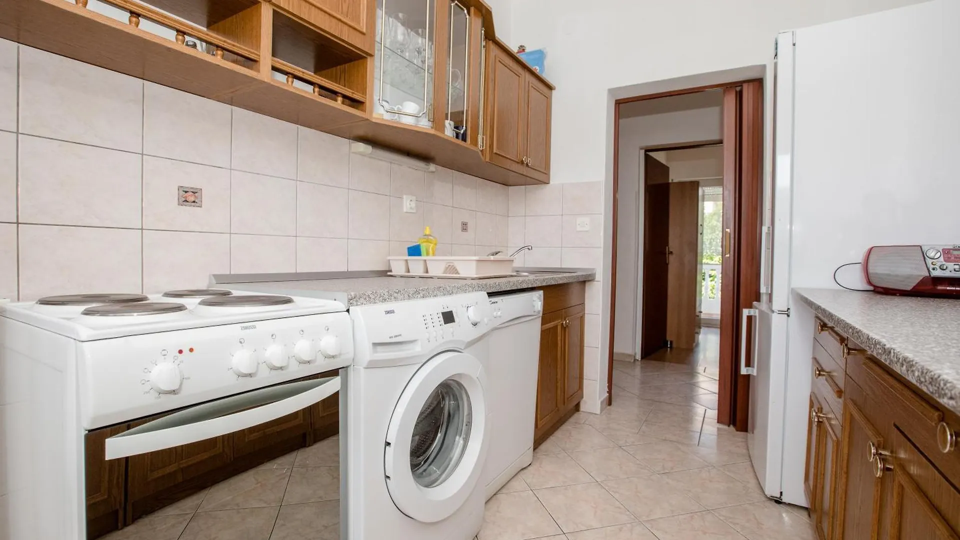 Lovely Meta Apartments Palit