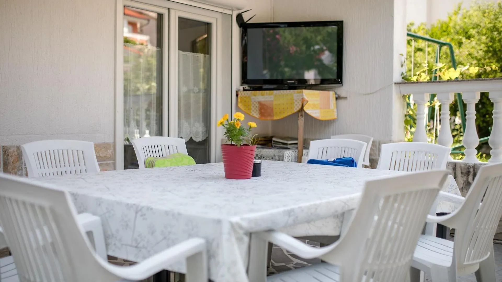 Lovely Meta Apartments Palit