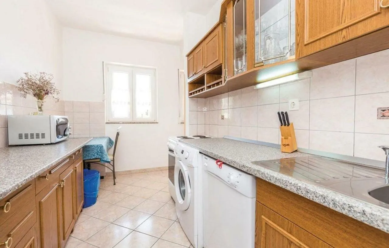 Lovely Meta Apartments Palit